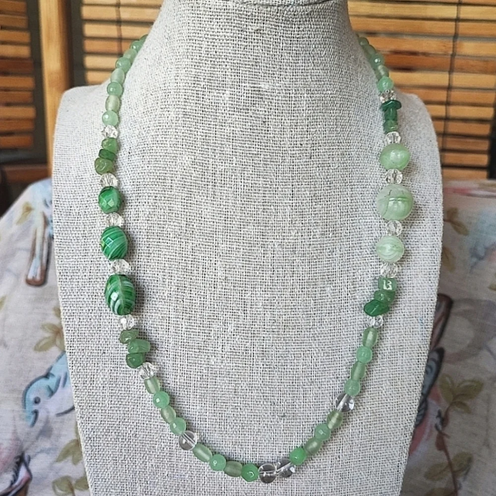 J. Crew Signed Light Green Minty Asymmetrical Gold Tone Necklace Lifesaver Clasp